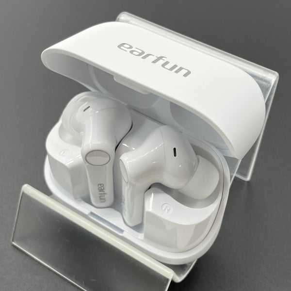 【中古】Air Pro 4+  White【秋葉原】