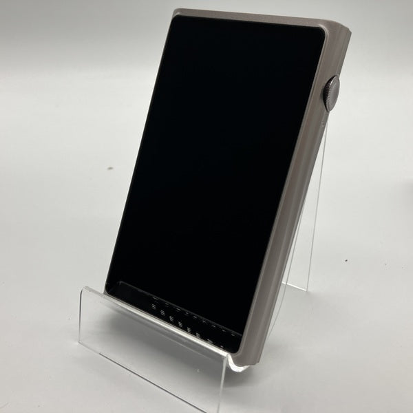 【中古】M7 チタニウム【名古屋】
