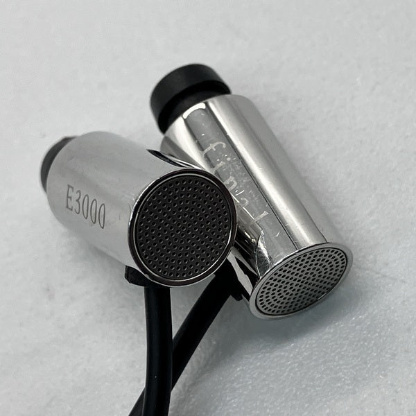 【中古】E3000 【FI-E3DSS】【秋葉原】