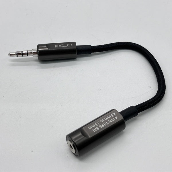 【中古】3.5mm 4極オス - 2.5mm 4極メス 変換ケーブル【秋葉原】