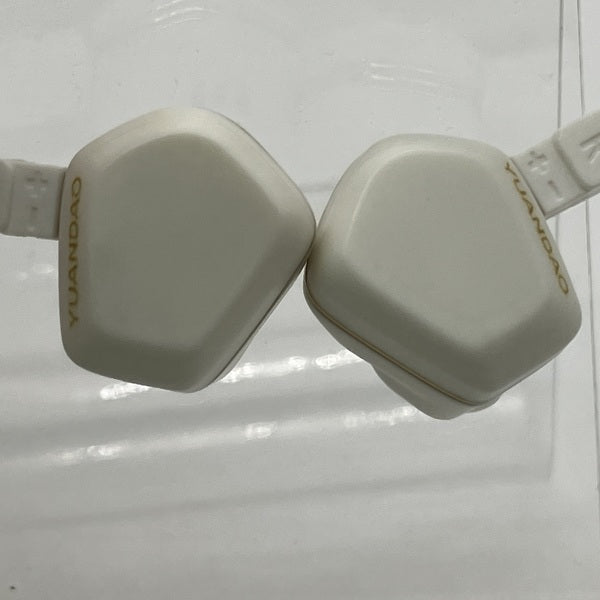 【中古】泪 Tears (Type-C マイク付き) ホワイト【秋葉原】