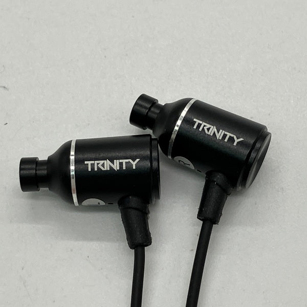 【中古】TRINITY Black 【AZL-TRINITY-ST-BLK】【秋葉原】