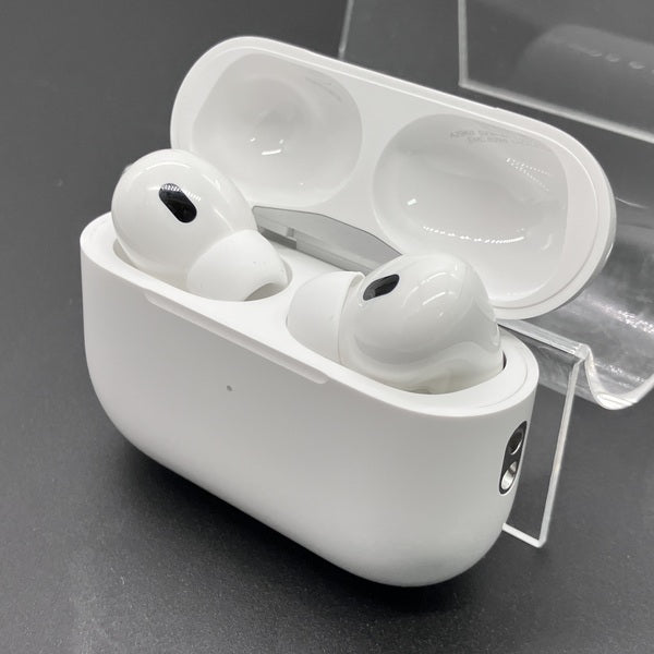 【中古】MagSafe充電ケース(USB-C)付きAirPods Pro(第2世代) MTJV3JA【秋葉原】
