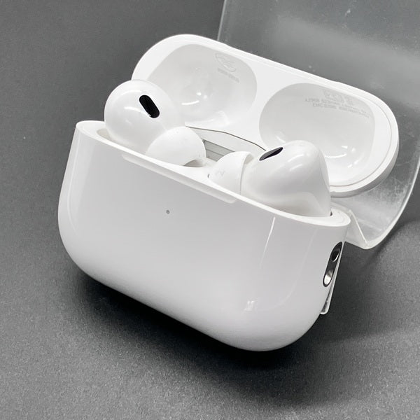 【中古】MagSafe充電ケース(USB-C)付きAirPods Pro(第2世代) MTJV3JA【日本橋】