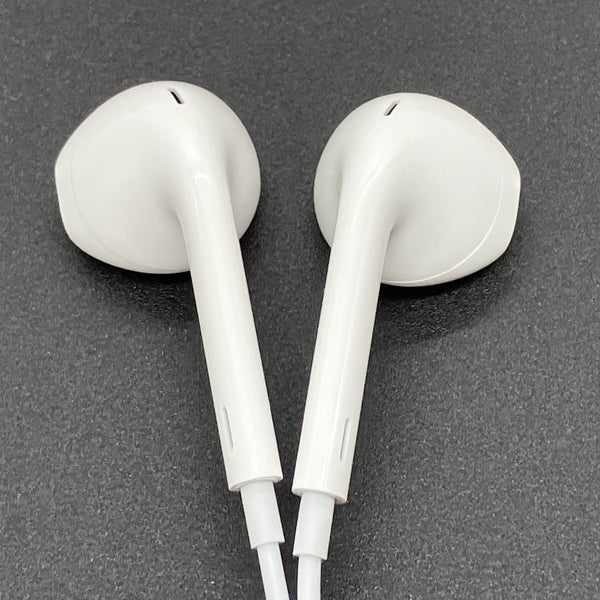 【中古】EarPods（USB-C） インナーイヤー型イヤホン【秋葉原】