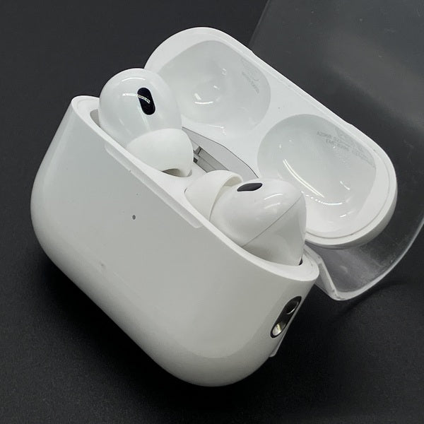 【中古】MagSafe充電ケース(USB-C)付きAirPods Pro(第2世代) MTJV3JA【日本橋】