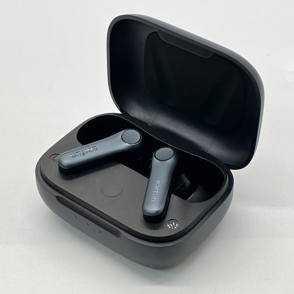 【中古】Air Pro 4 - Black【秋葉原】