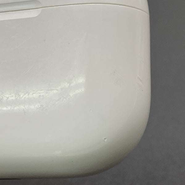 【中古】Apple AirPods Pro MLWK3J/A  (2021/Magsafe)【秋葉原】