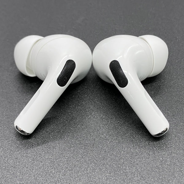 【中古】AirPods Pro (第2世代) MQD83J/A【秋葉原】