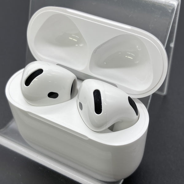 【中古】AirPods 4 MXP63J/A【日本橋】
