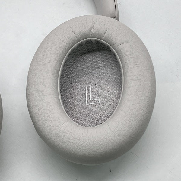 【中古】QuietComfort Ultra Headphones (2nd Gen)  White Smoke【秋葉原】