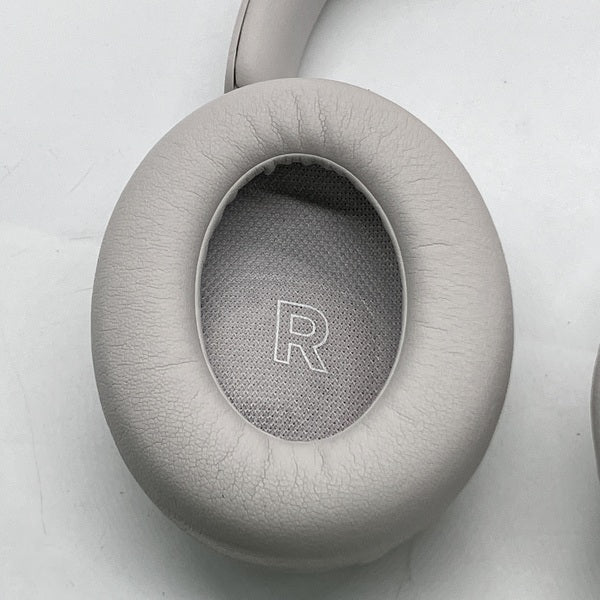 【中古】QuietComfort Ultra Headphones (2nd Gen)  White Smoke【秋葉原】