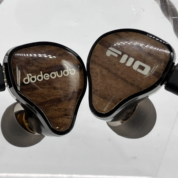 【中古】JH13 Black 【FIO-IEM-JH13-B】【秋葉原】