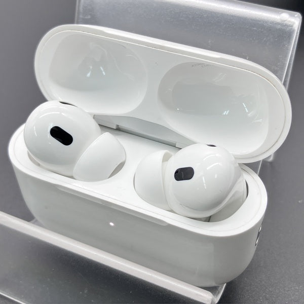 【中古】MagSafe充電ケース(USB-C)付きAirPods Pro(第2世代) MTJV3JA【秋葉原】