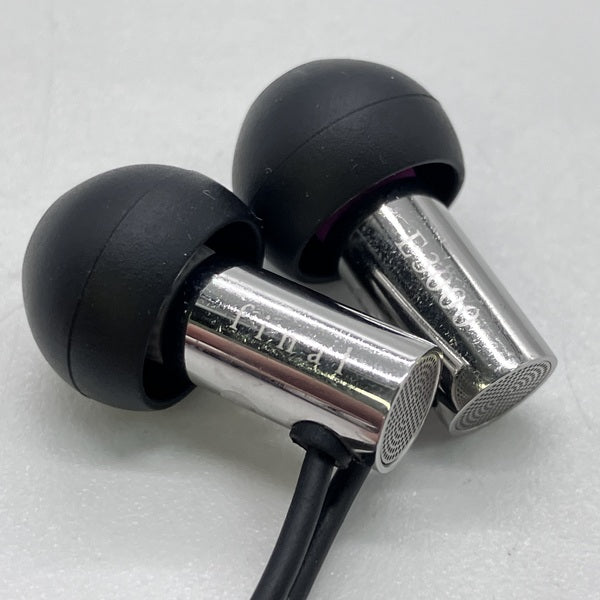 【中古】E3000 【FI-E3DSS】【秋葉原】