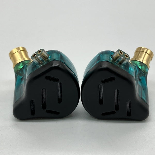 【中古】KZ ZAX(ケーブル欠品)【秋葉原】