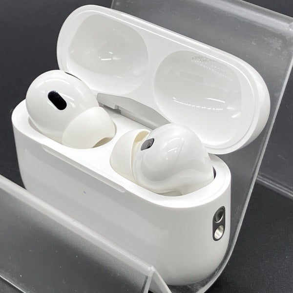 【中古】MagSafe充電ケース(USB-C)付きAirPods Pro(第2世代) MTJV3JA【日本橋】