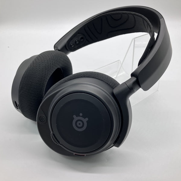 【中古】Arctis Nova 7 Wireless 【61553J】【秋葉原】