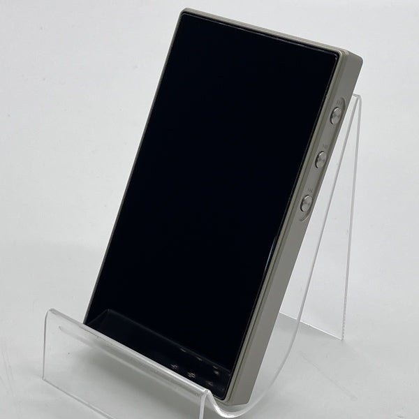【中古】M21 Titanium Gold 【FIO-M21-G】【秋葉原】