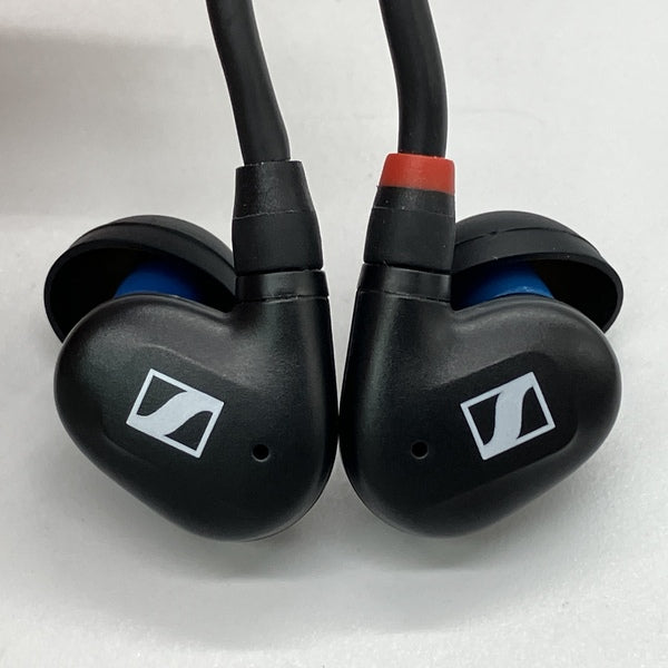 【中古】IE 100 PRO BLACK【秋葉原】