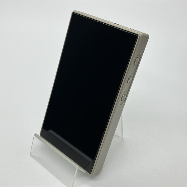 【中古】M21 Titanium Gold 【FIO-M21-G】【秋葉原】