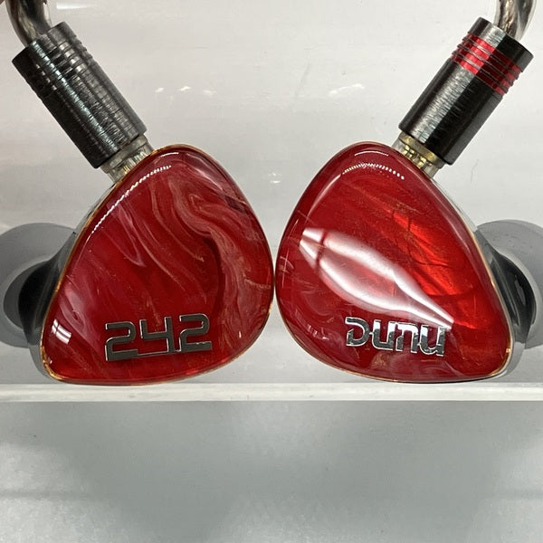 【中古】DN 242【秋葉原】