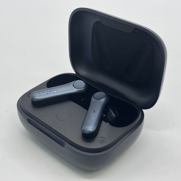 【中古】Air Pro 4 - Black【日本橋】