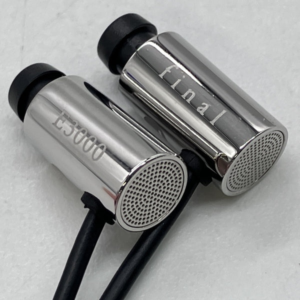 【中古】E3000 【FI-E3DSS】【秋葉原】