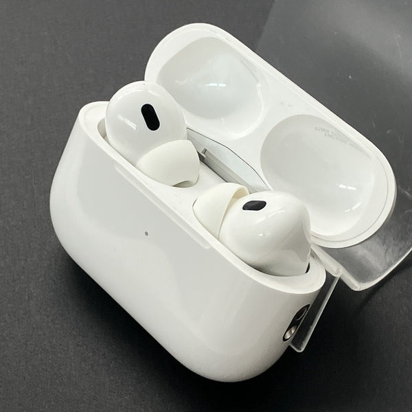 【中古】MagSafe充電ケース(USB-C)付きAirPods Pro(第2世代) MTJV3JA【名古屋】