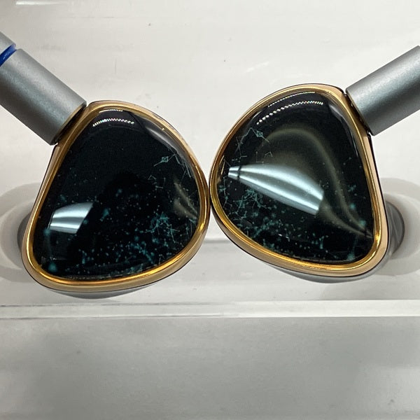 【中古】NX8 Special Edition (3.5mm/4.4mm)【秋葉原】