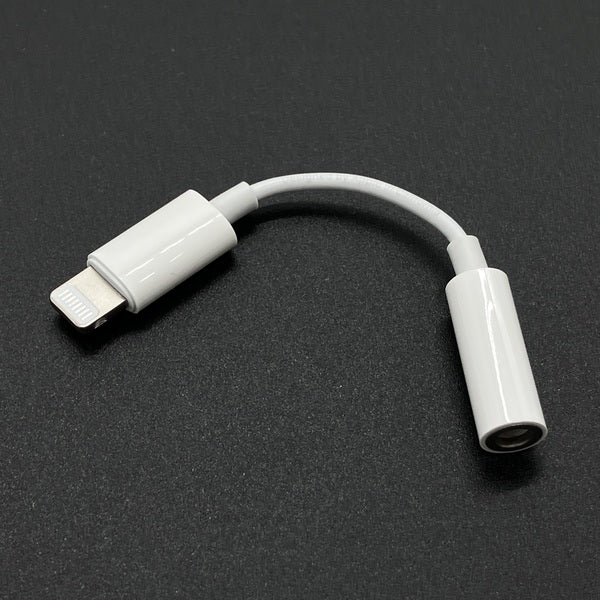 【中古】Lightning - 3.5 mmヘッドフォンジャックアダプタ【秋葉原】