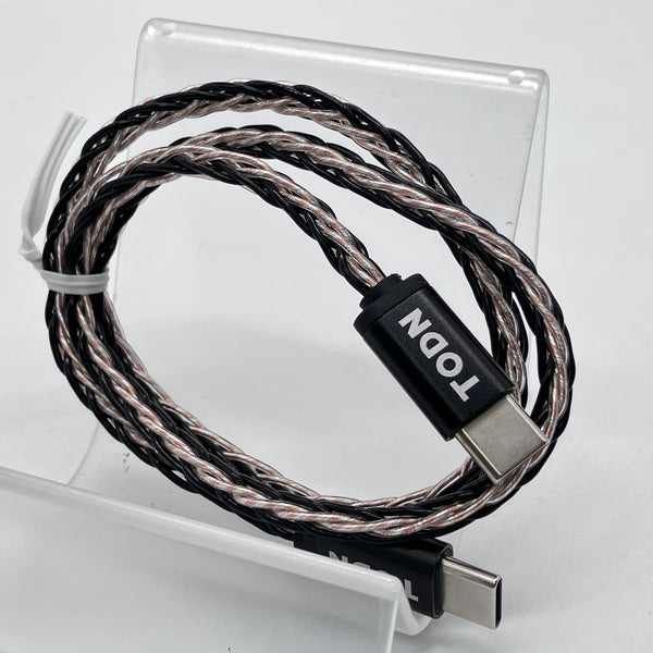 【中古】Type-C to Type-C ケーブル【秋葉原】