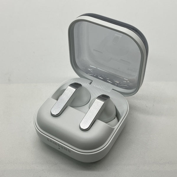 【中古】Samsung Galaxy Buds4 Pro White【秋葉原】