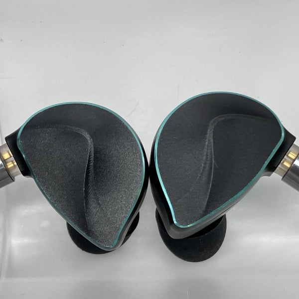 【中古】Winter ブラック (4.4mmプラグ)【秋葉原】