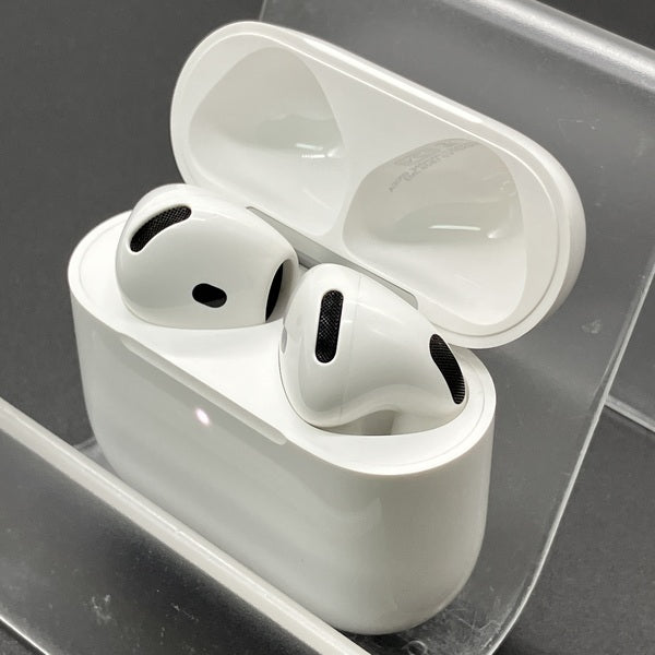 【中古】AirPods 4 MXP93J/A（アクティブノイズキャンセリング搭載）【名古屋】