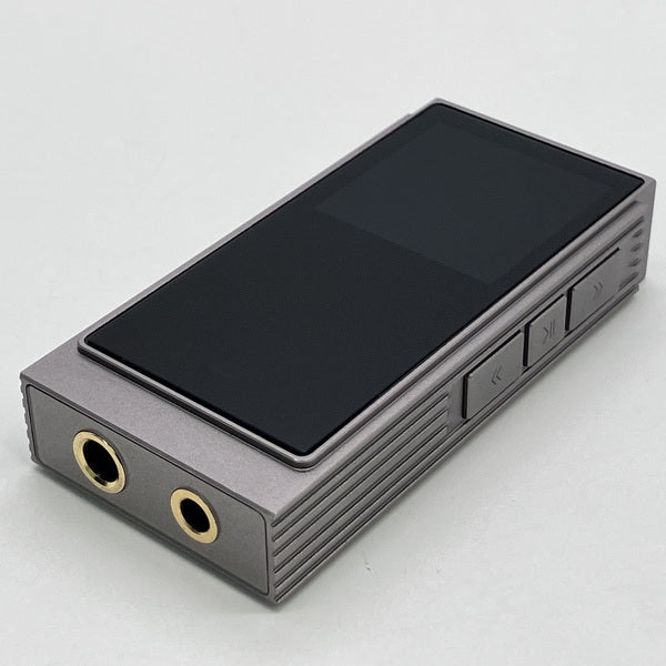 【中古】UA6 Titanium【秋葉原】