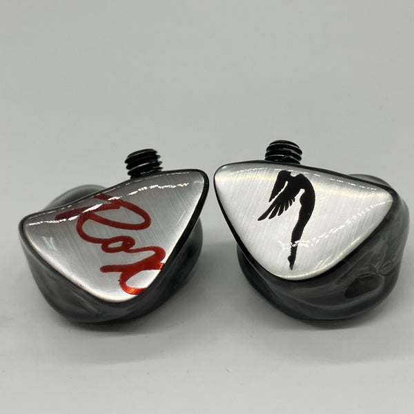 【中古】Roxanne（カスタムIEM）【秋葉原】