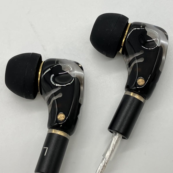 【中古】Axion 2025 【CAM-3051】【秋葉原】