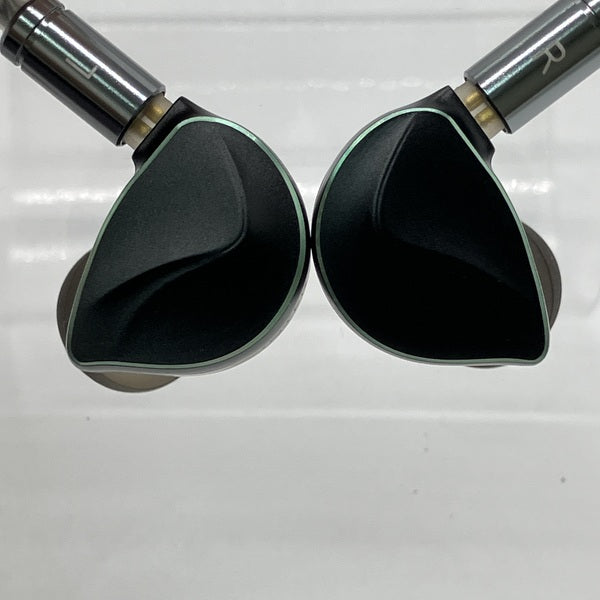 【中古】Winter ブラック (4.4mmプラグ)【秋葉原】